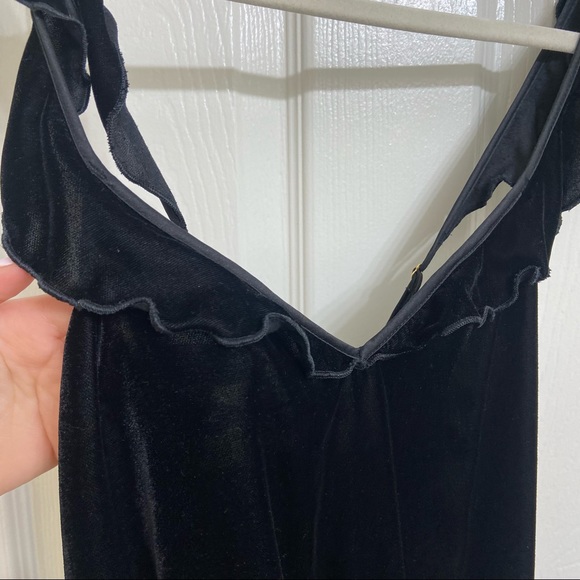 Victoria’s Secret Black Velvet Romper - Picture 5 of 7
